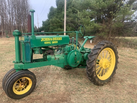John Deere A, Oil Peg Factory Round spoke front and back