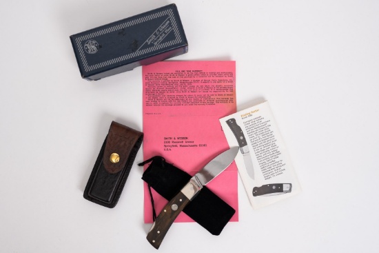 Smith & Wesson Vintage Folding Hunter Pocket Knife & Box