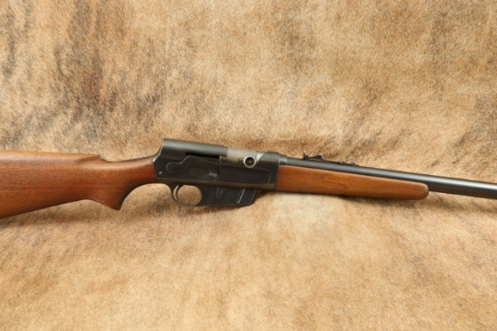 Remington Model 81 Woodsmaster .35 Remington 22" Blued Semi-Automatic Rifle, C&R 1946