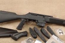 Fn Herstal Fnar 7.62x51mm Nato 16" Semi-auto Rifle With Case And Accessories