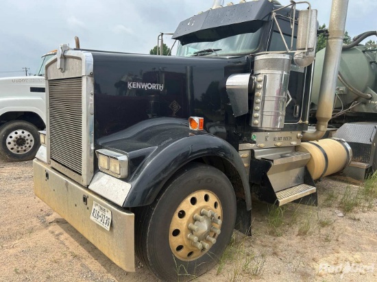 2007 KENWORTH W900L