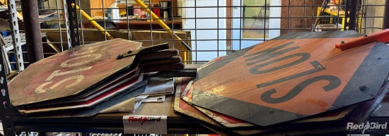 STOP SIGNS (HANDHELD)