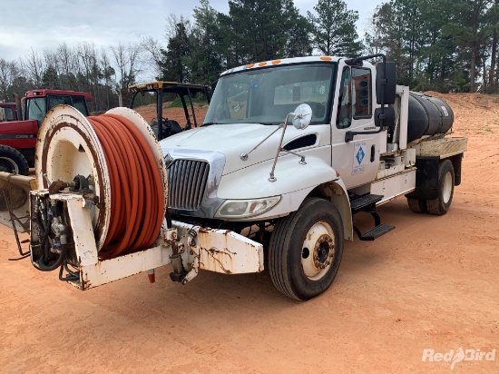 2006 I TERNATIONAL 4300 SBA 4X2