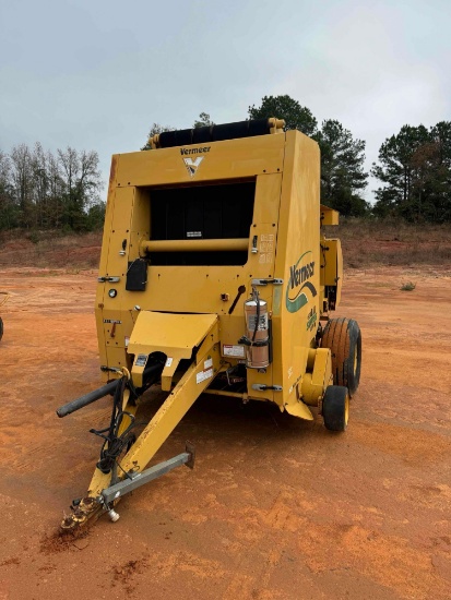 2009 Vermeer 604 SM Baler