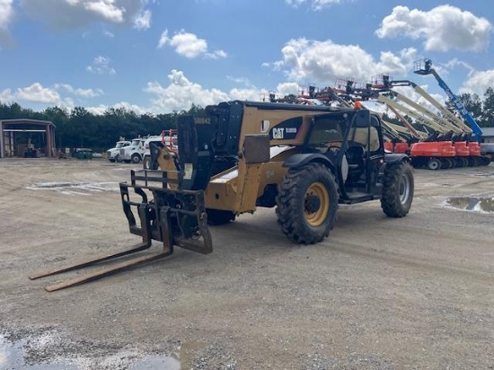 2018 Caterpillar TL1055D