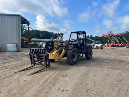 2015 Caterpillar TH514C