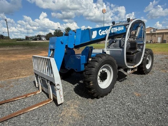 2006 Genie GTH-844 Telehandler