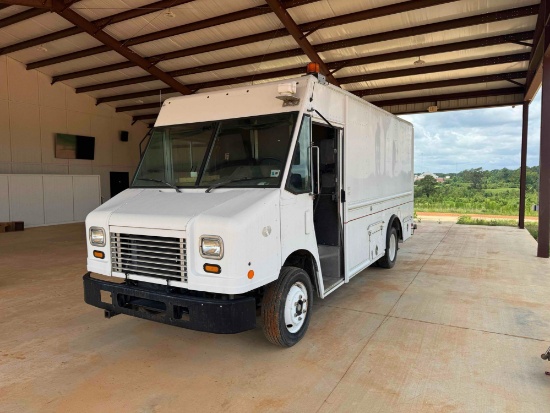 2012 Freightliner Step Van MT45