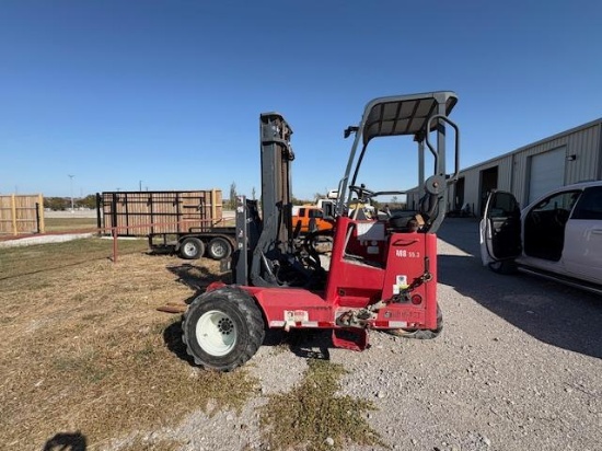 2015 Cargotec Moffett Forklift