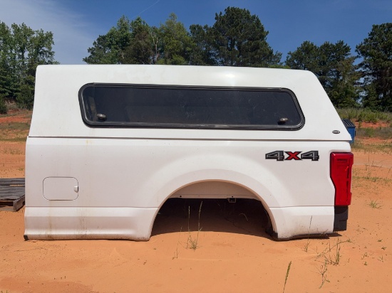Ford bed and camper shell