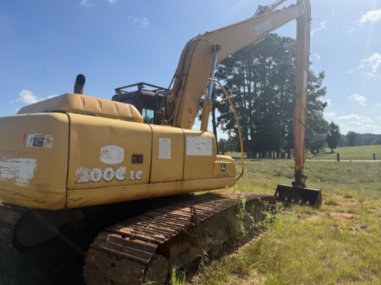 2002 John Deere 200C LC Excavator