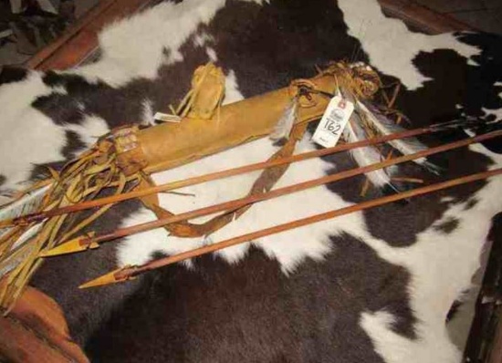 Native American Navajo Dine' hand made quiver 19"L embellished with elk hide and feathers