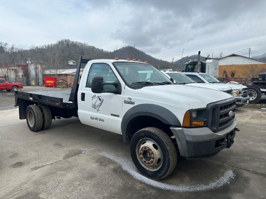 2005 FORD F550 FLATBED