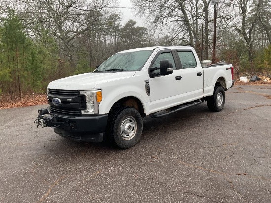 2017  FORD F-250 SUPER DUTY XL