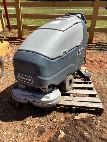 SHOP FLOOR SCRUBBER