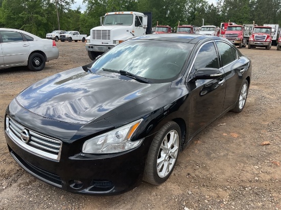 2014 NISSAN MAXIMA