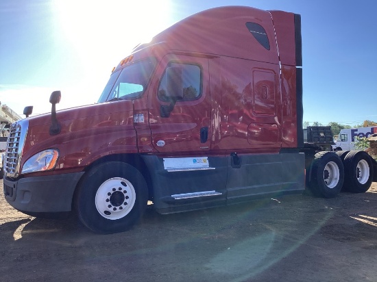 2015 FRIEGHTLINER CASCADIA SLEEPER