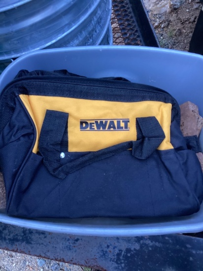 DEWALT TOOL BAGS (5)