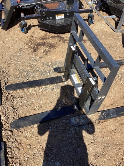 NEW WOLVERINE MINI SKIDSTEER PALLET FORKS