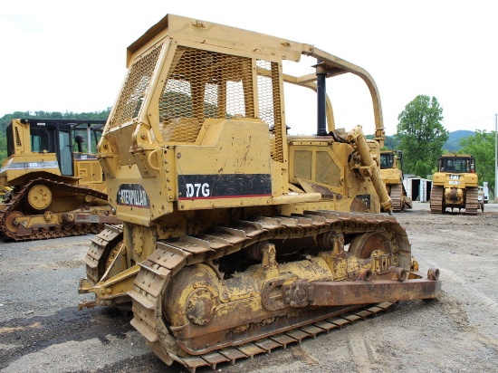 CAT D7G DOZER