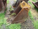 EXCAVATOR BUCKET