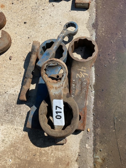 (6) STRIKING WRENCHES