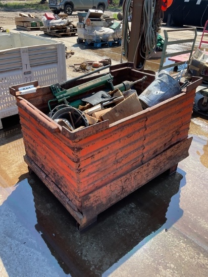 CRATE OF MISC TOOLS
