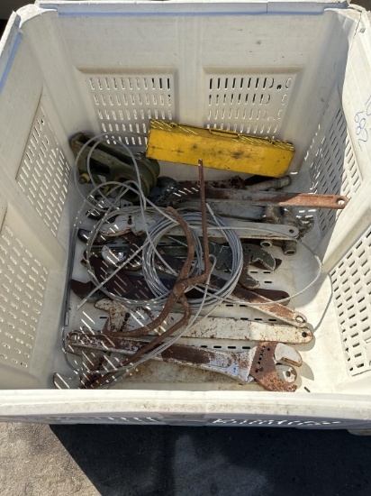 CRATE OF MISC TOOLS