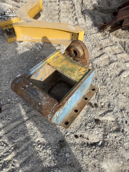 SCRAPER/PAN HITCH HOOKUP