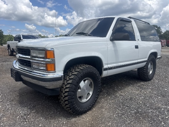***1997 Chevrolet Tahoe SUV