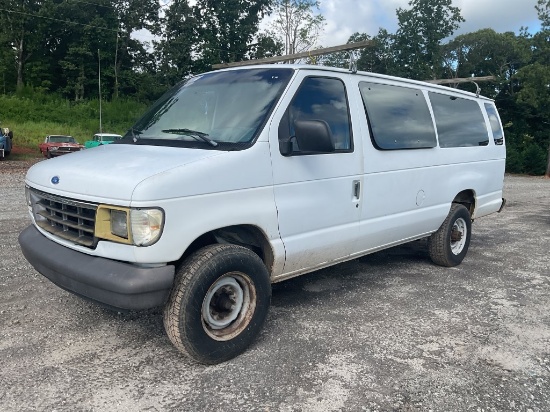 ***1996 Ford E250 Cargo Van
