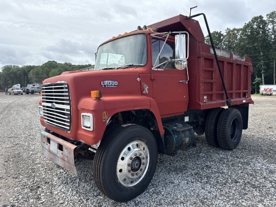 ***1988 Ford L8000 Dump Truck