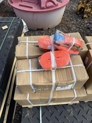New Unused Pallet Of 42 Ratchet Stra