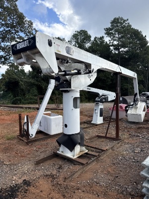 New Unused Versalift Boom W/ Insulated Bucket