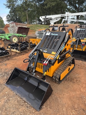 New Unused Future Ft360t Mini Skid Steer
