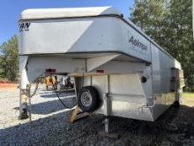 2019 TITAN MFG GN-140-24 24FT ENCLOSED GOOSENECK T