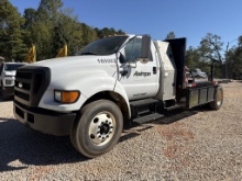 2003 FORD F750 UTILITY TRUCK