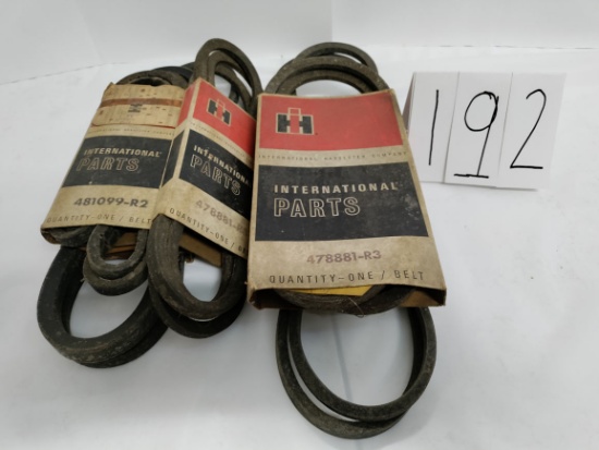 Lot of 5 IH belts