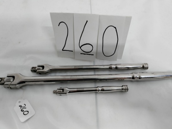 Set of 3 Case IH Breaker Bars 1
