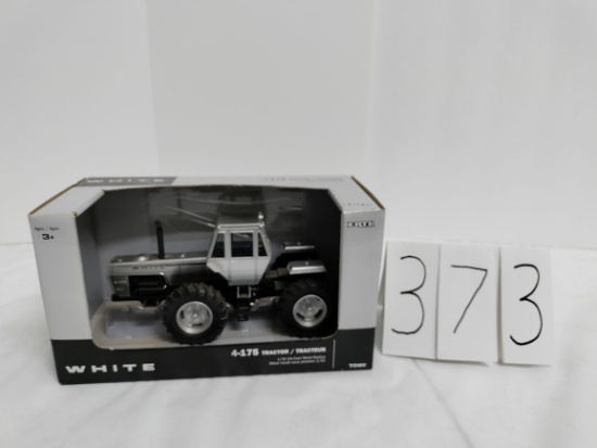Ertl White 4-175 Tractor scale 1