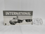 First Gear 1959 IH tractor with Dump Trailer Never out of box stock 19-258 box good Wrinkled corner