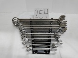 14 piece IH wrench set 3