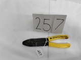 IH Deluxe Electrical Hand Tool Electrical wire stripper