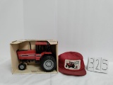 Ertl IH 5288 Tractor with cab and dual wheels 1