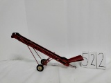 Truscale elevator little smudge of paint on one side good condition
