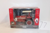 Ertl Prestige Collection/ 1/16th scale/ IH 1066 Turbo