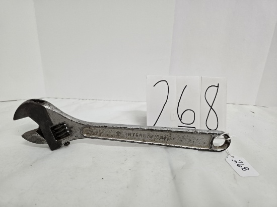 IH adjustable wrench #999432R1