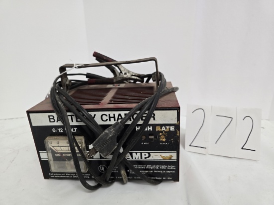 IH Battery charger 10 amp 6/12 volt fair condition