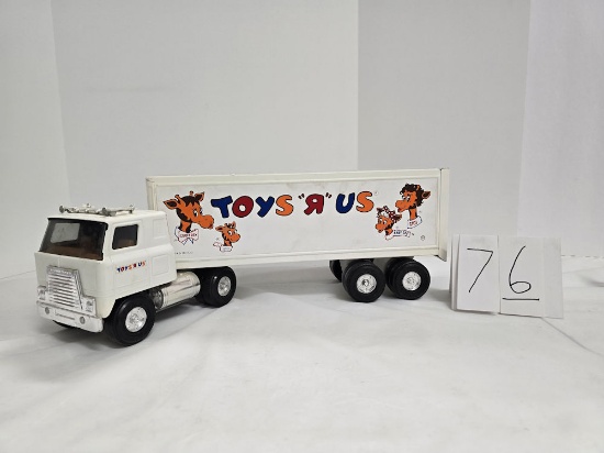 Ertl International cab over with trailer "toys are us"
