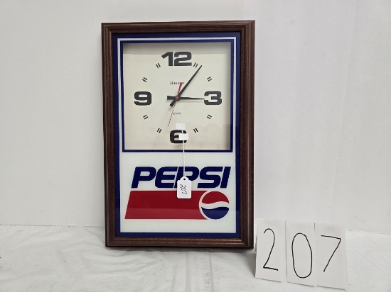 Hanover Quartz Clock Wooden Frame Pepsi Good Condition
